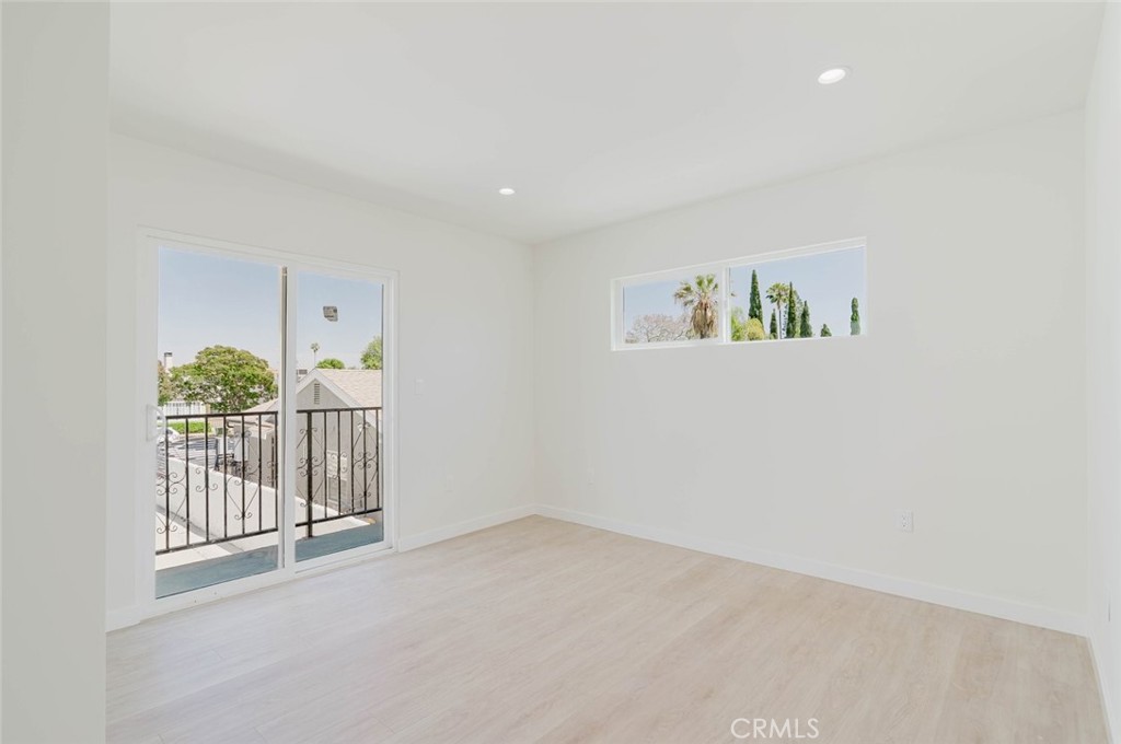 6517 Bellaire Avenue Property Photo 43