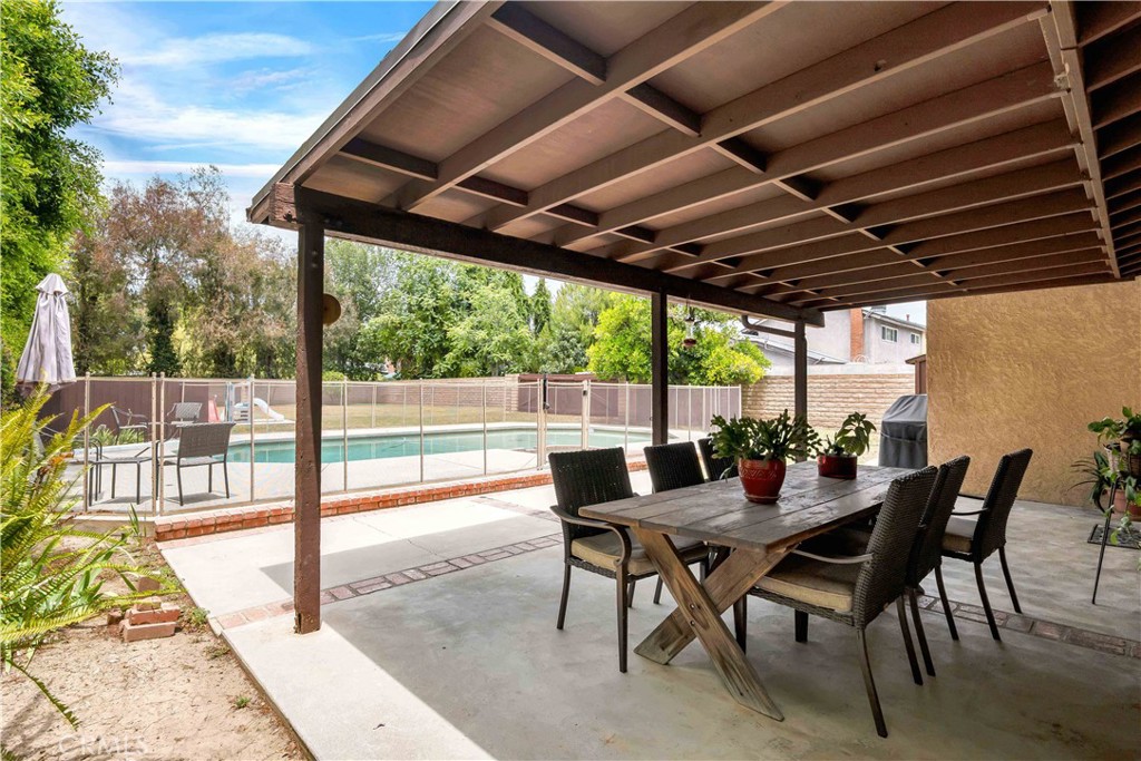 15803 Gault Street Property Photo 41