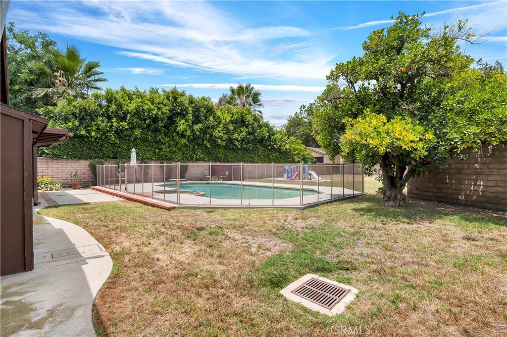 15803 Gault Street Property Photo 42
