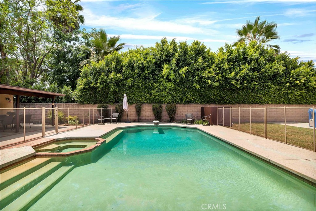 15803 Gault Street Property Photo 43