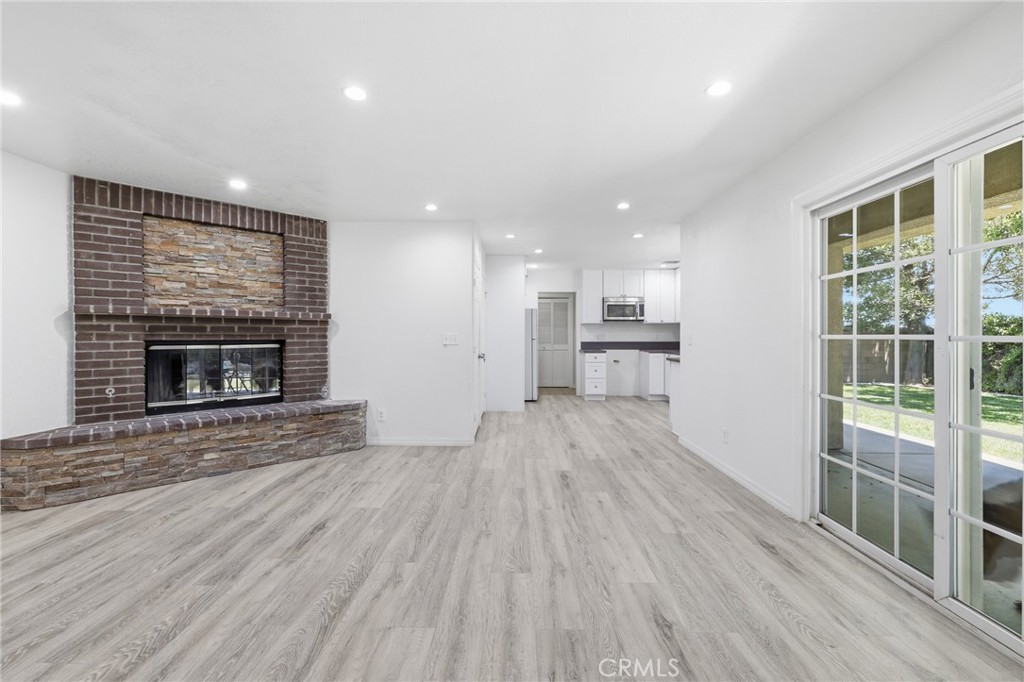 41050 13th Street W Property Photo 6