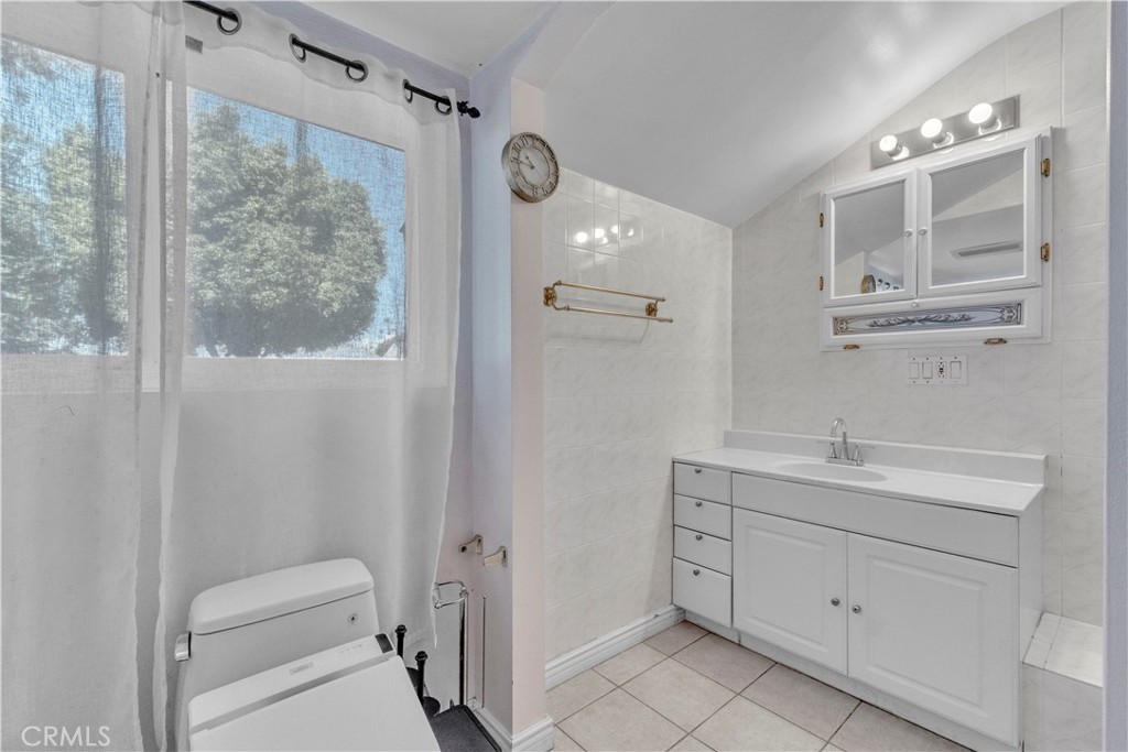 5452 Halbrent Avenue Property Photo 15