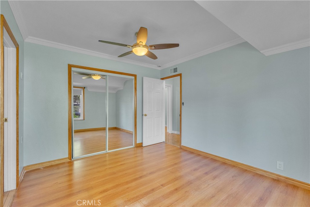 5452 Halbrent Avenue Property Photo 18
