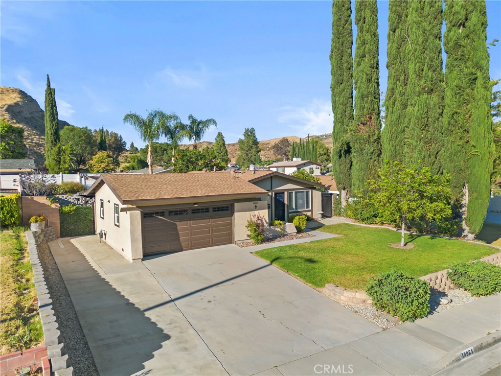14921 Daffodil Avenue Property Photo 3