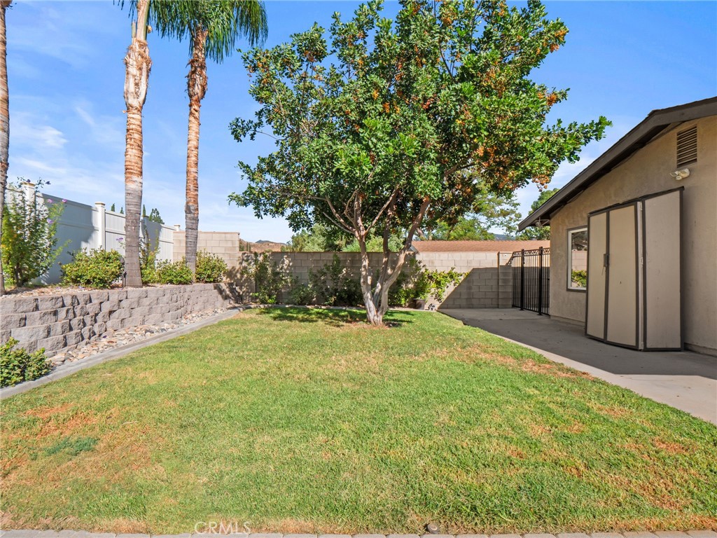 14921 Daffodil Avenue Property Photo 20