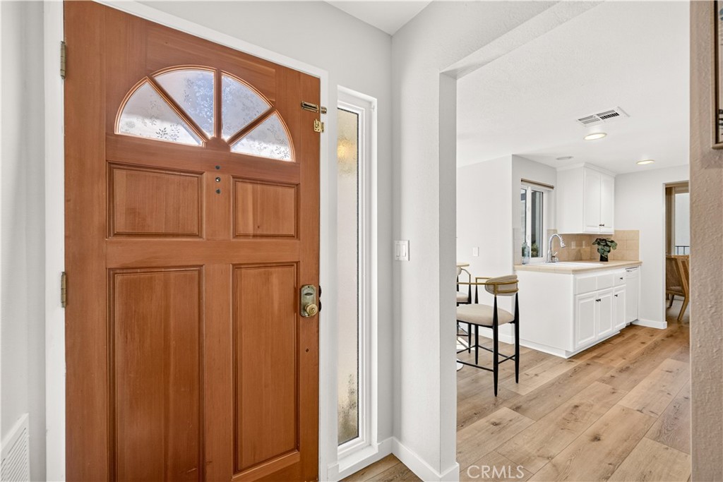 5612 Las Virgenes 37 Property Photo 6