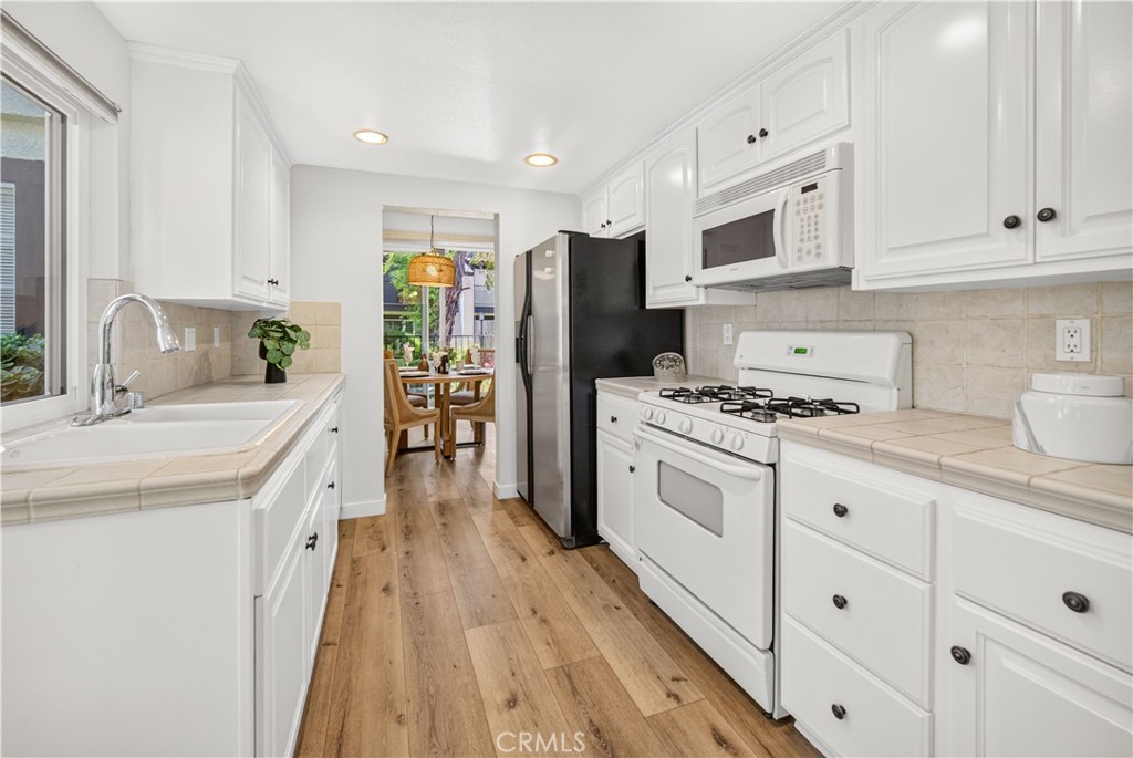 5612 Las Virgenes 37 Property Photo 15