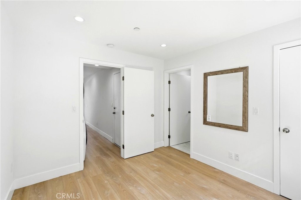 4453 Colfax Avenue Property Photo 15
