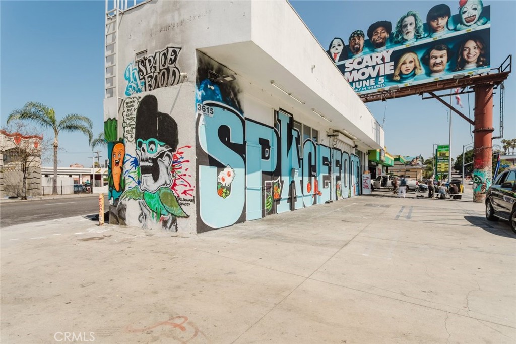 3615 Beverly Boulevard Property Photo 4