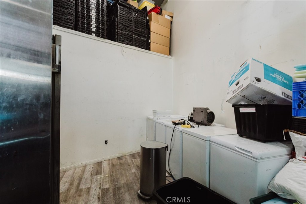 3615 Beverly Boulevard Property Photo 17