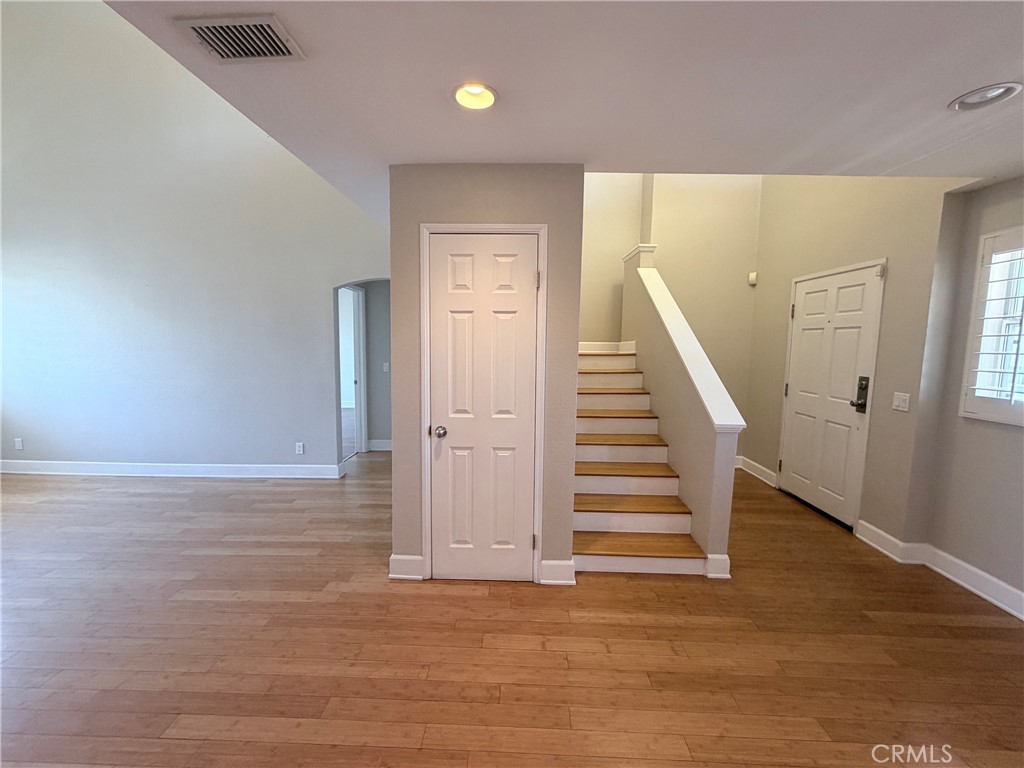 14647 Dickens 8 Property Photo 2