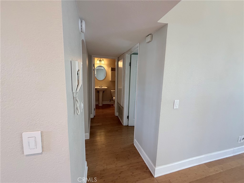 14647 Dickens 8 Property Photo 6