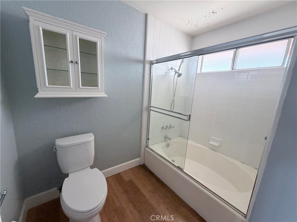 14647 Dickens 8 Property Photo 14