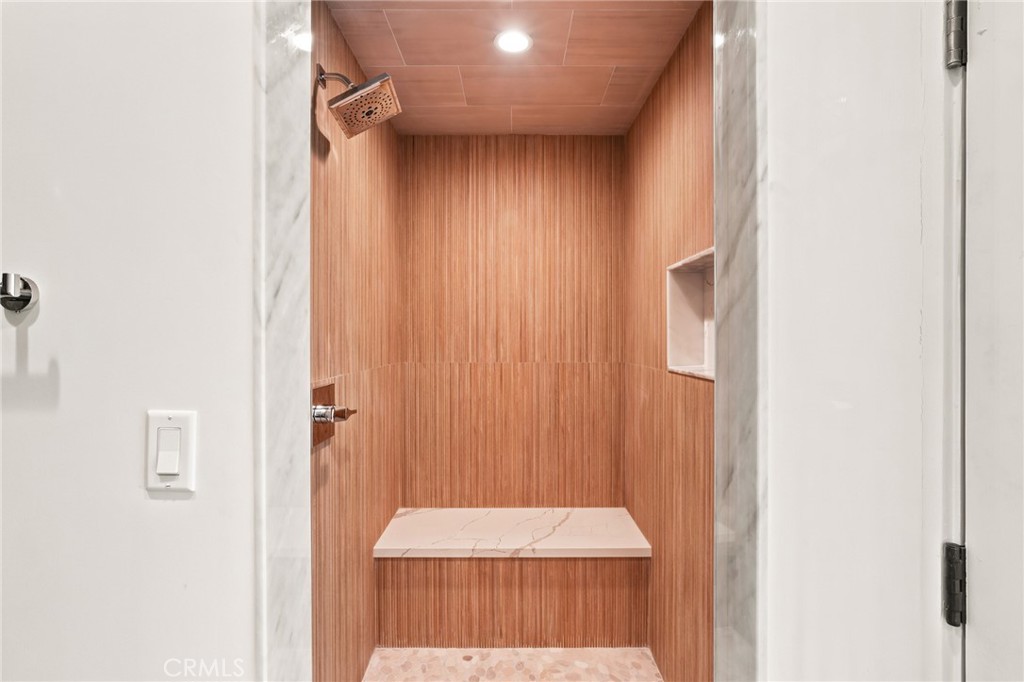 425 N Alfred 2 Property Photo 15