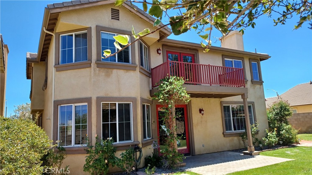 37105 Firethorn Property Photo 3