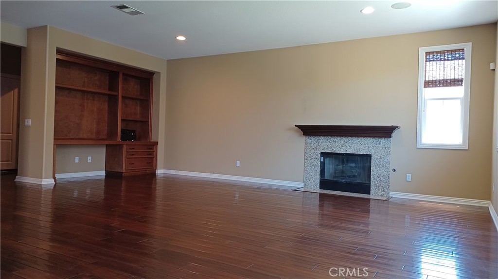 37105 Firethorn Property Photo 11