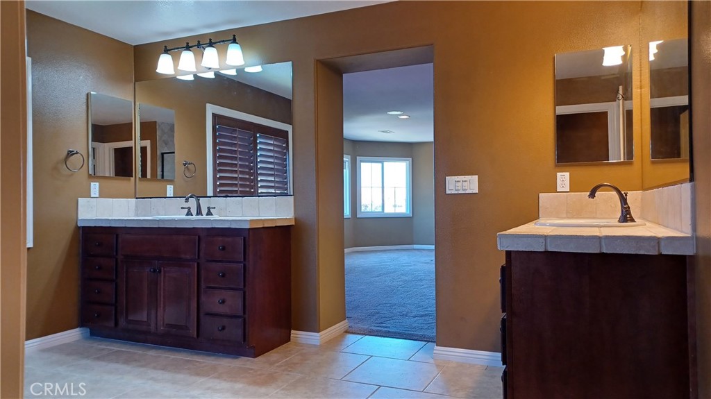 37105 Firethorn Property Photo 23