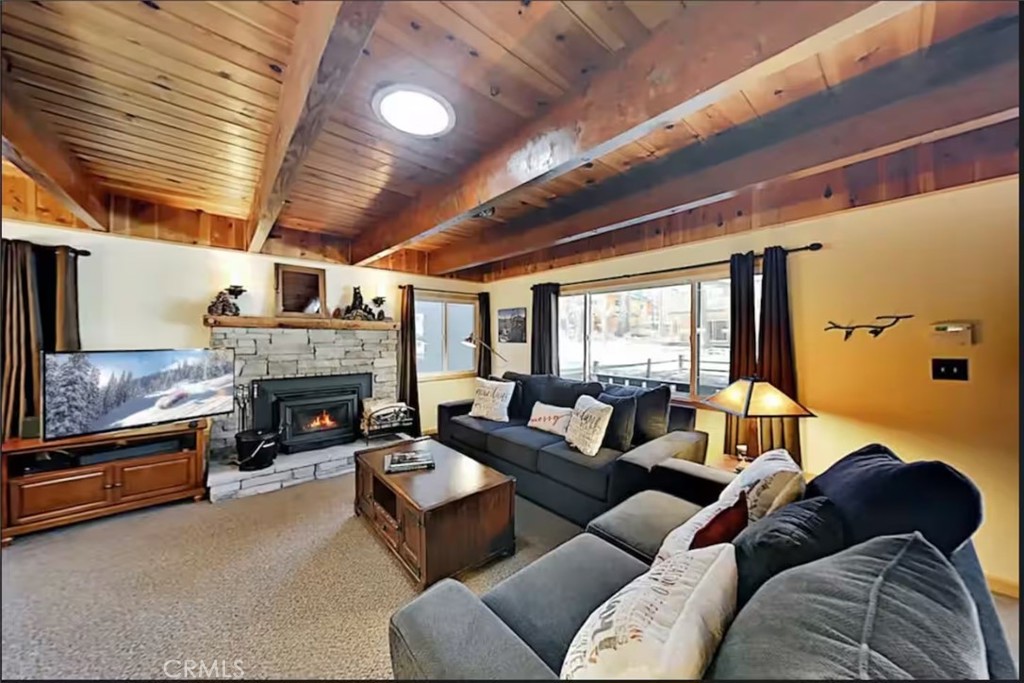 637 St Moritz Property Photo 7