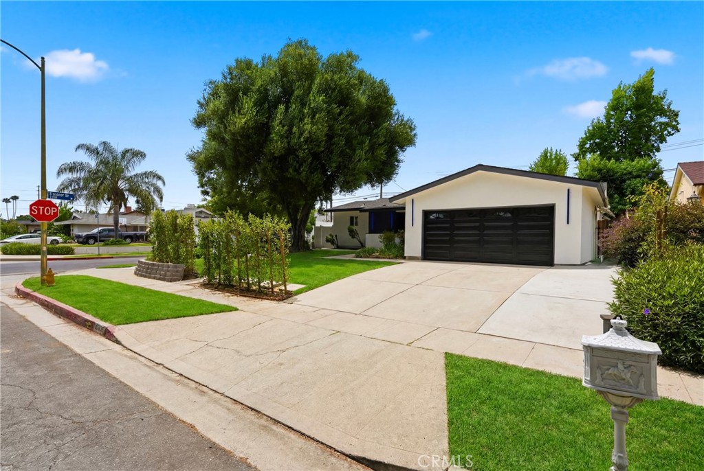 23800 Tiara Property Photo 1