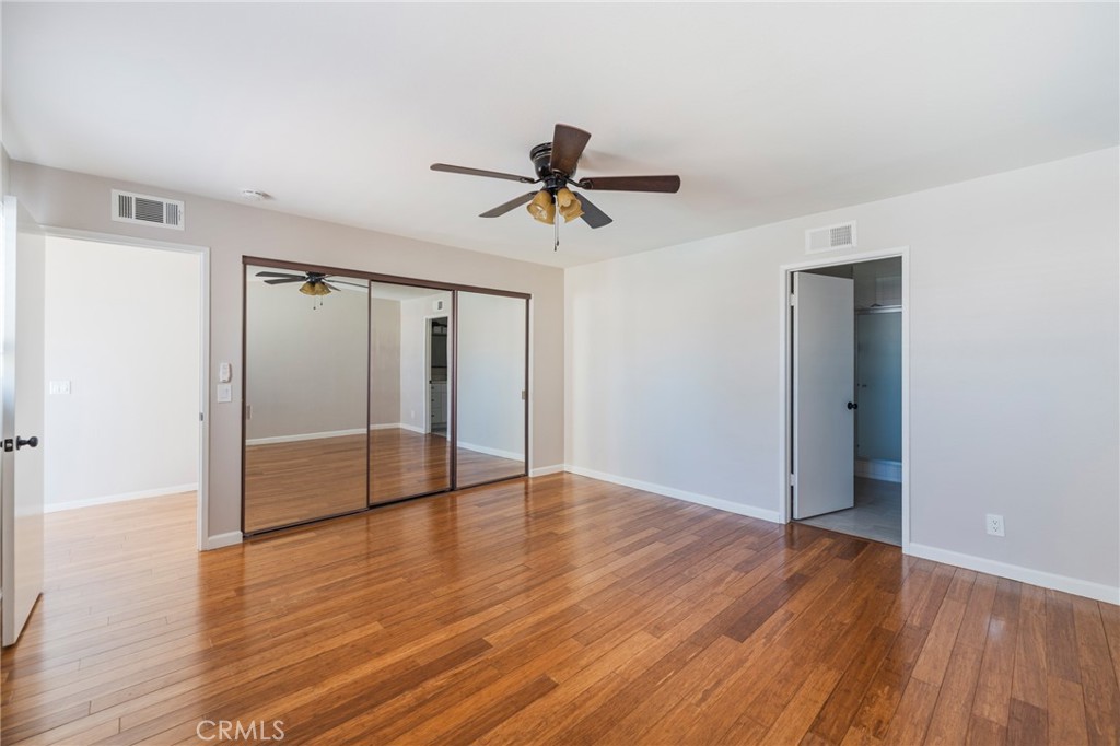 5694 E Los Angeles Property Photo 18