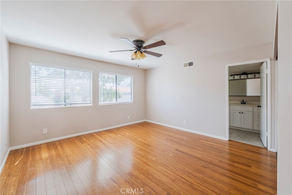 5694 E Los Angeles Property Photo 23