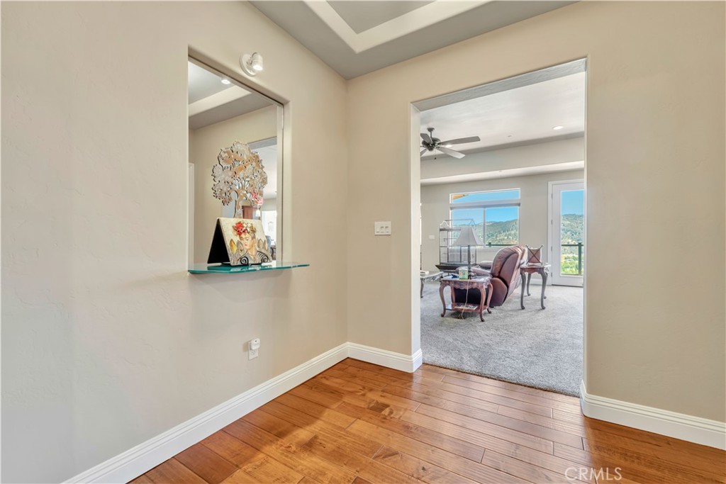 29801 Greenwater Drive Property Photo 11