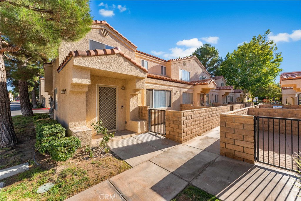 43465 30th W Property Photo 3
