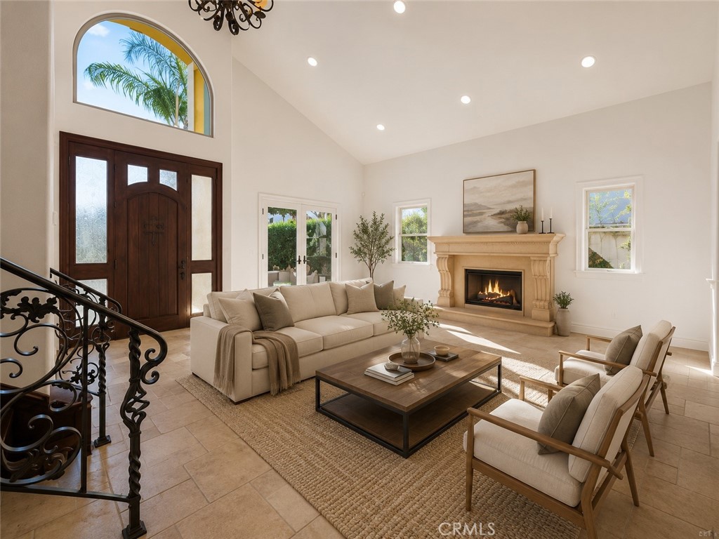 14739 Hesby Property Photo 4