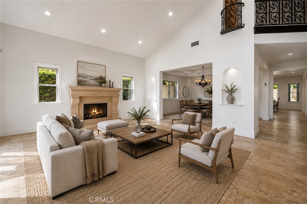 14739 Hesby Property Photo 6