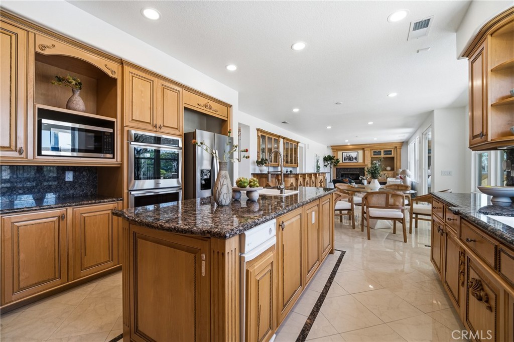 20210 Via Cellini Property Photo 25