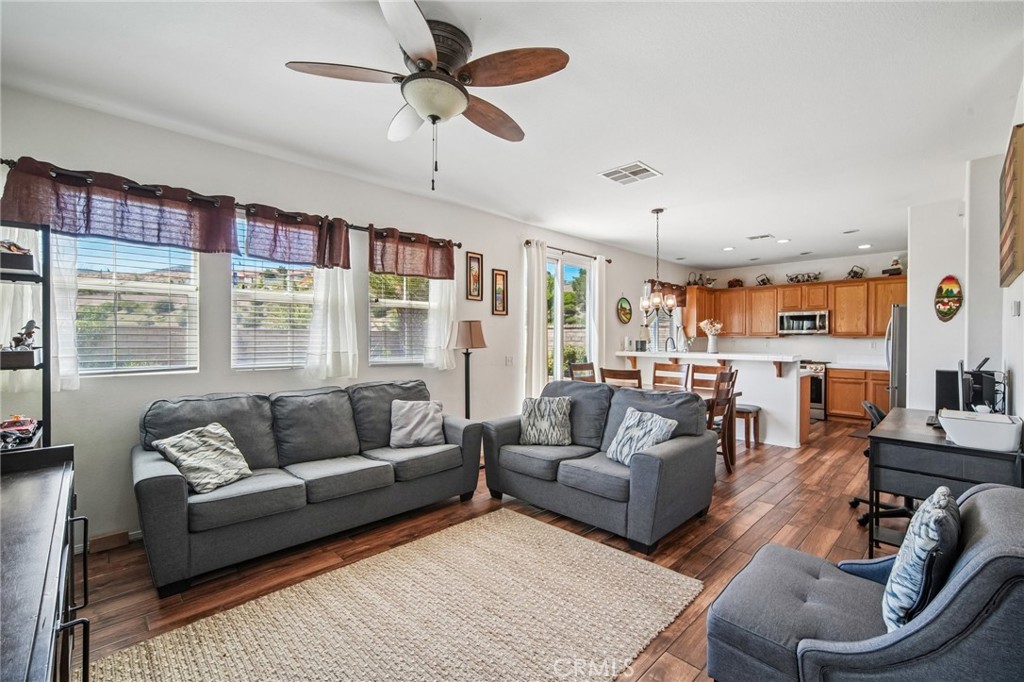 37326 Pippin Place Property Photo 2