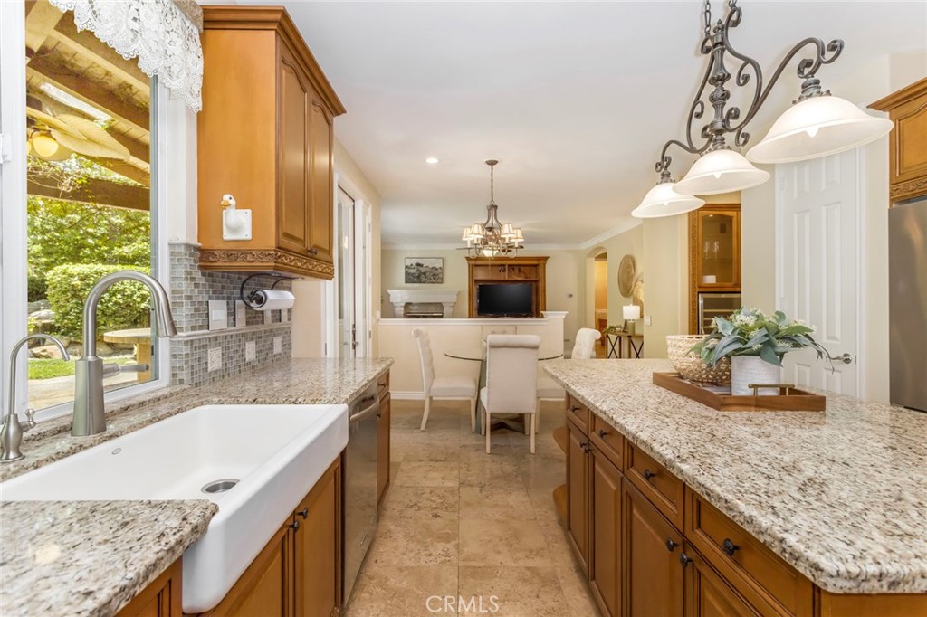 24802 Greensbrier Drive Property Photo 23