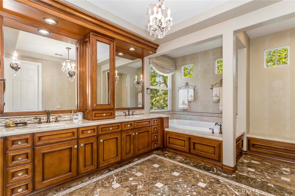 24802 Greensbrier Drive Property Photo 30