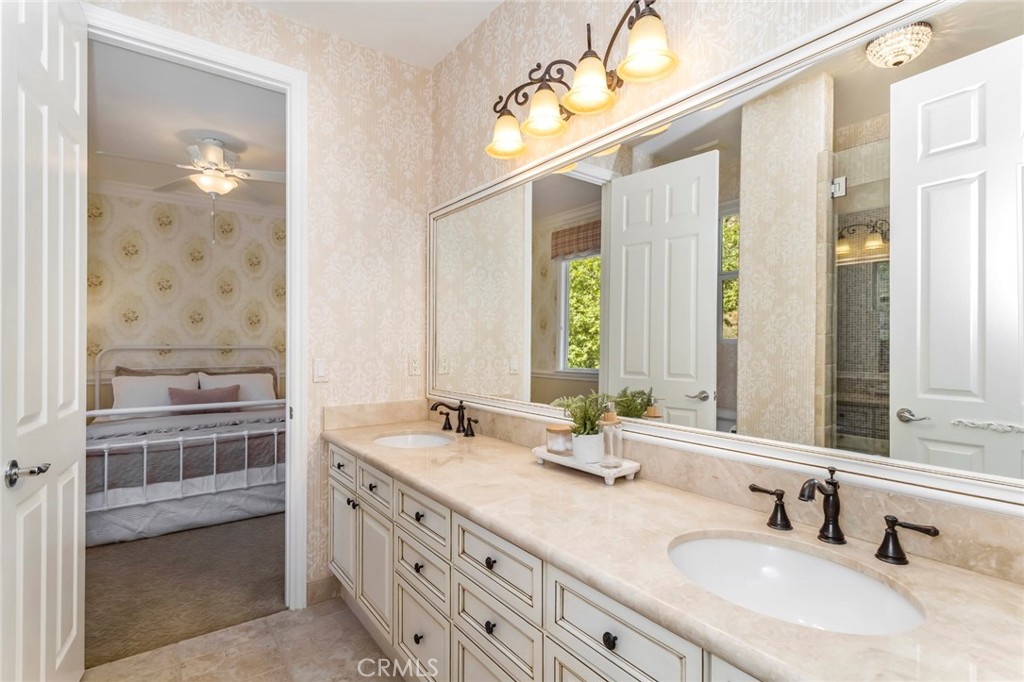 24802 Greensbrier Drive Property Photo 35