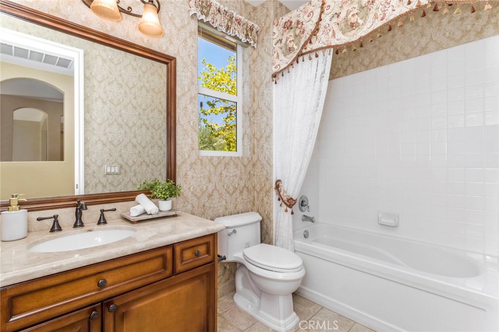 24802 Greensbrier Drive Property Photo 39