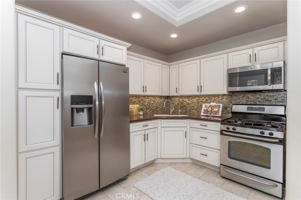 24802 Greensbrier Drive Property Photo 47