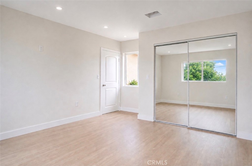8410 Noble Property Photo 2