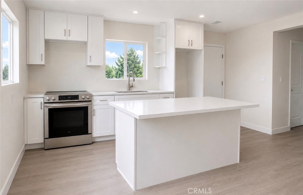 8410 Noble Property Photo 5