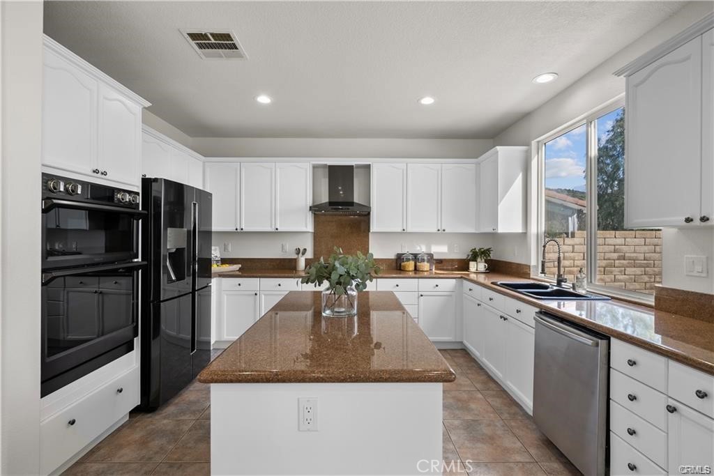29052 Madrid Place Property Photo 45