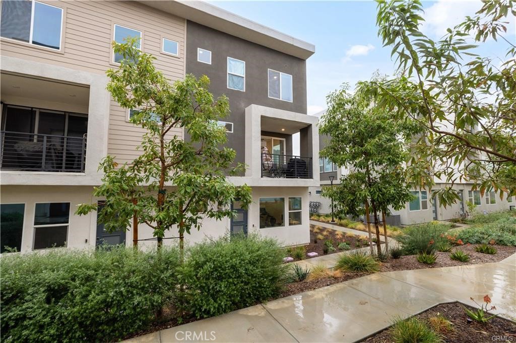 26799 Keystone Loop Property Photo 4