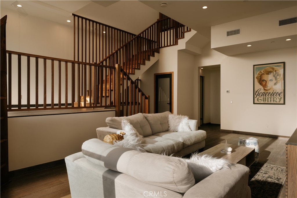 4671 Bedel Street Property Photo 19