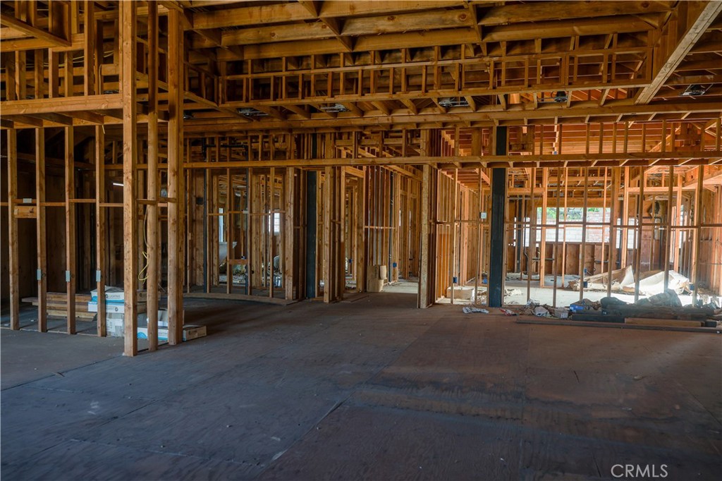 9136 Balcom Avenue Property Photo 13