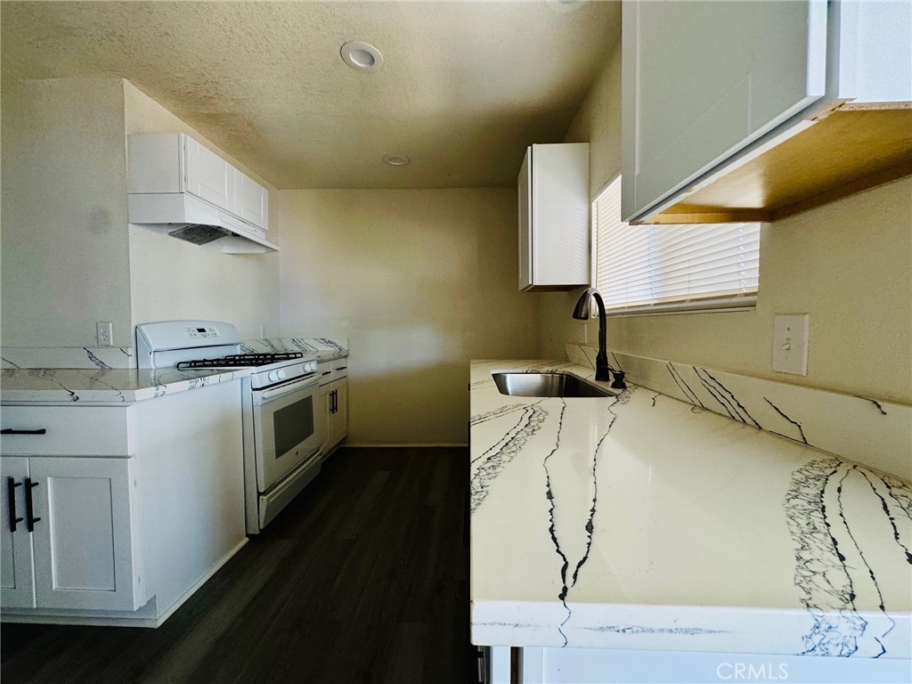 6601 Eucalyptus Drive 352 Property Photo 5