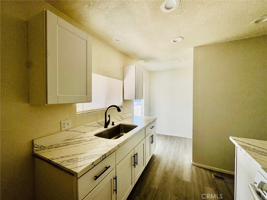 6601 Eucalyptus Drive 352 Property Photo 7