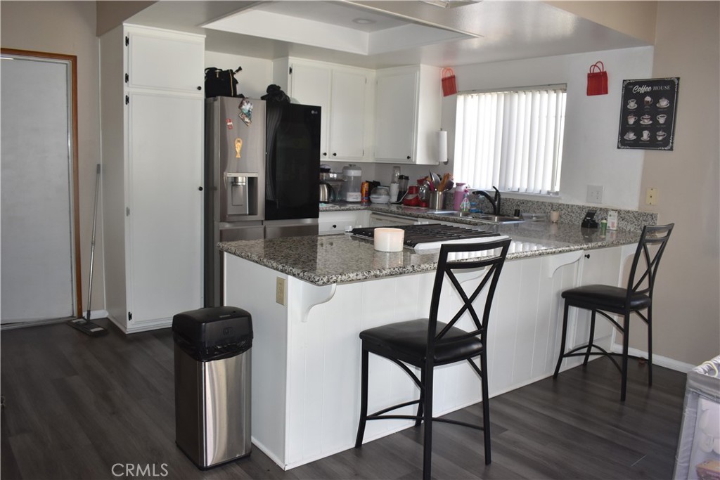 226 White Oak Property Photo 8