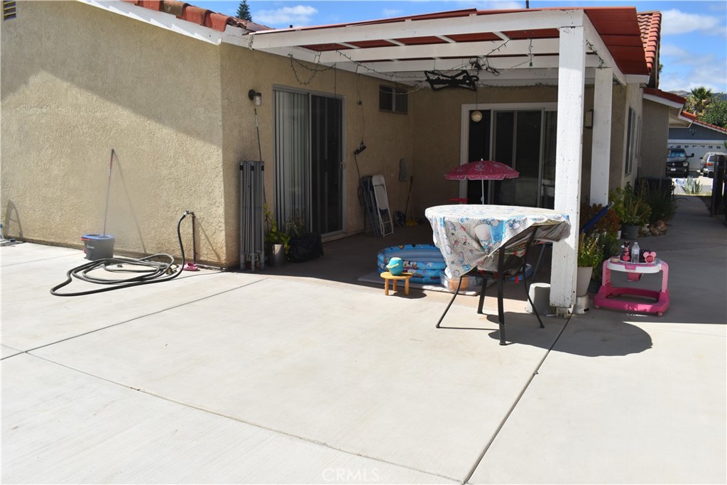 226 White Oak Property Photo 16