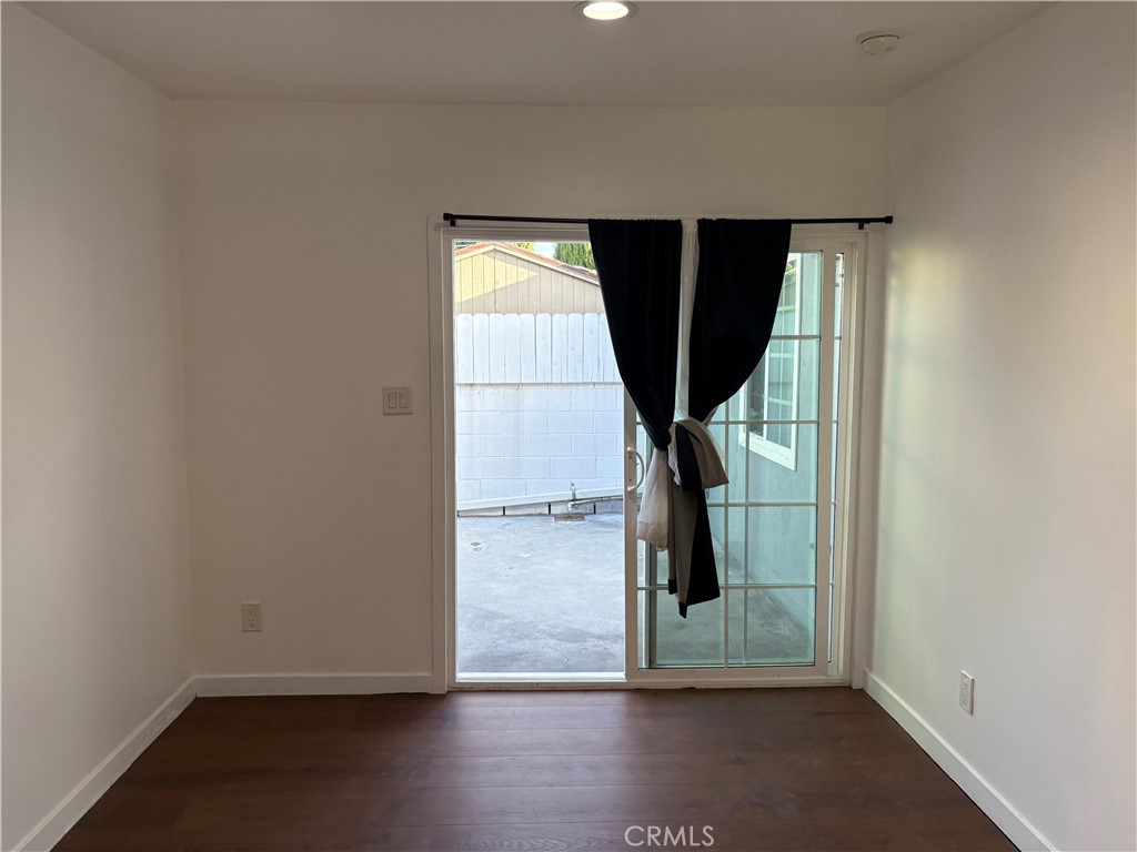 7501 1/2 Corbin Property Photo 5