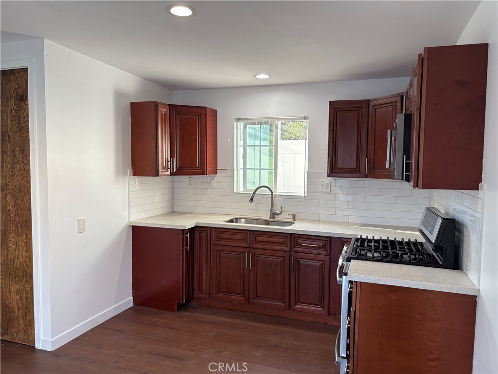 7501 1/2 Corbin Property Photo 7