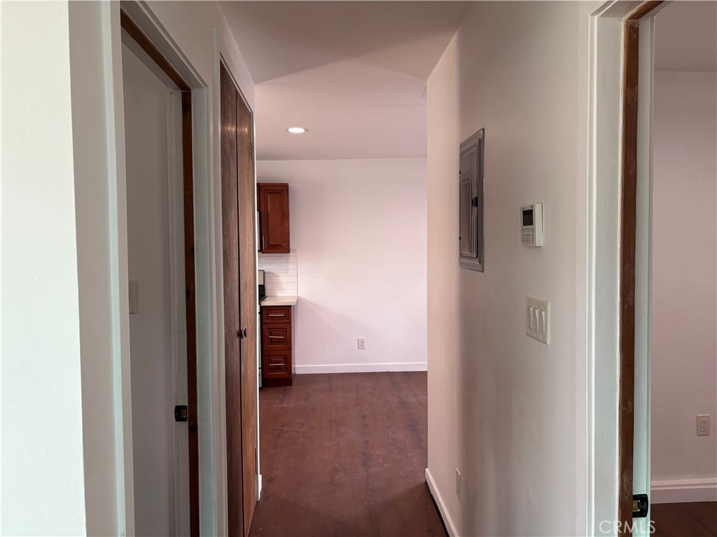 7501 1/2 Corbin Property Photo 9