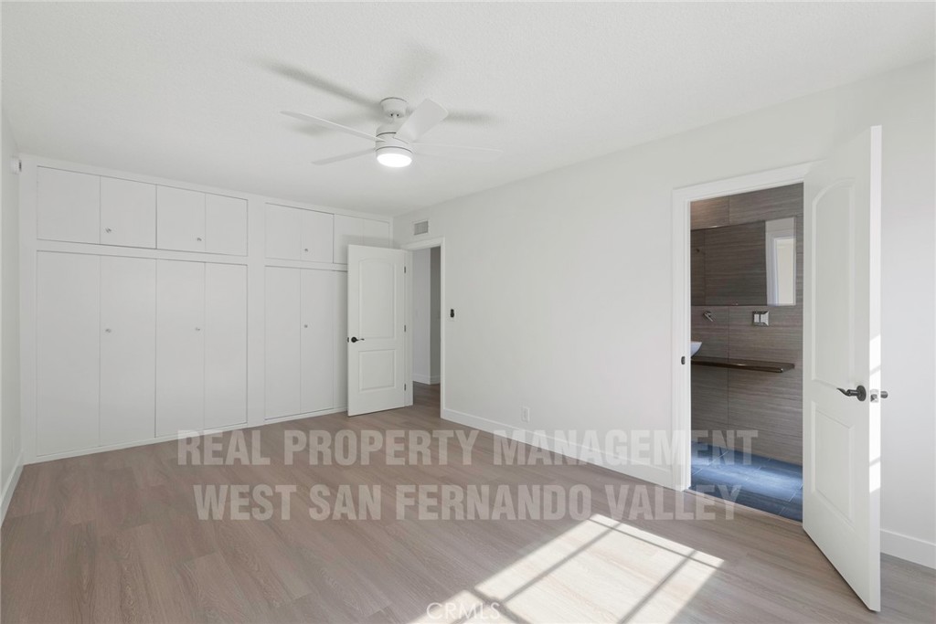 12920 Aetna St. Property Photo 27